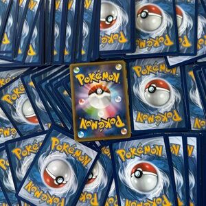 100+bluk Pokémon cards